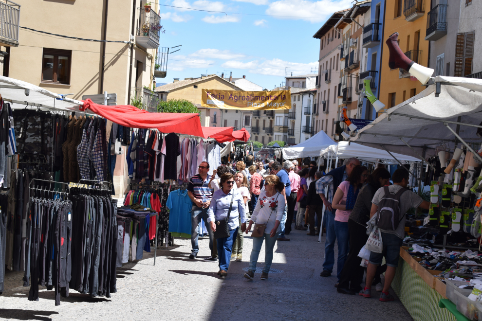 Feria agroalimentaria de Graus Imágenes