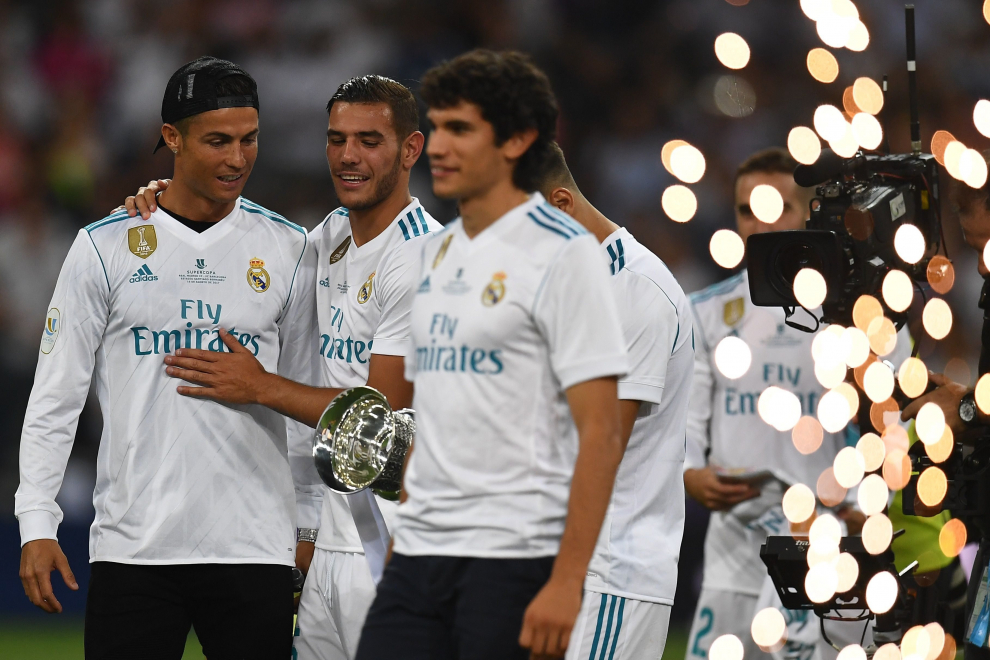 Foto El Real Madrid Campe N De La Supercopa De Espa A El Real