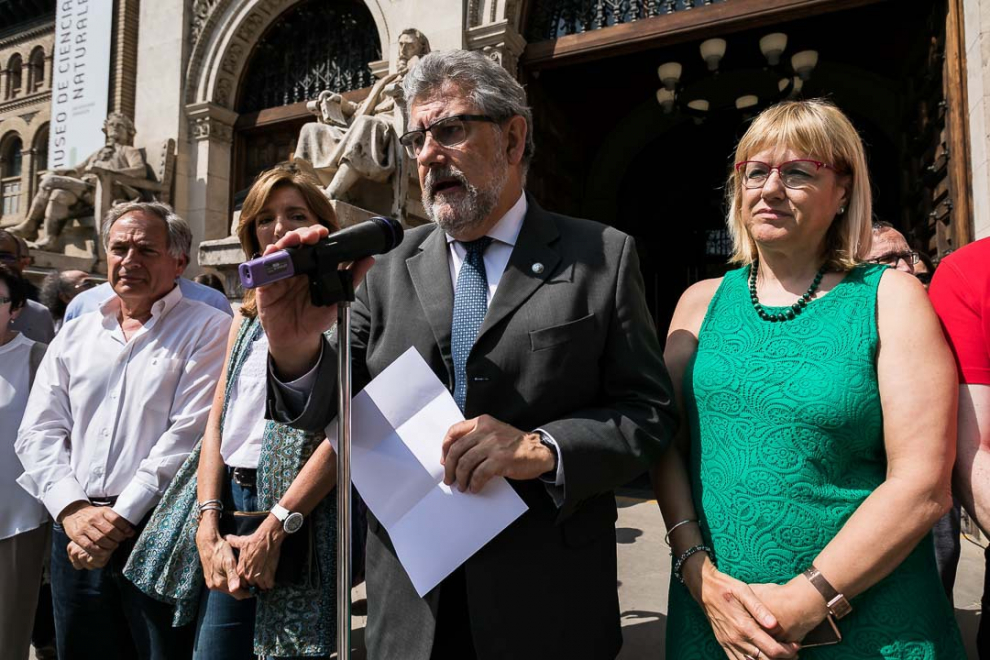 Minuto de silencio en la Universidad por el último crimen machista