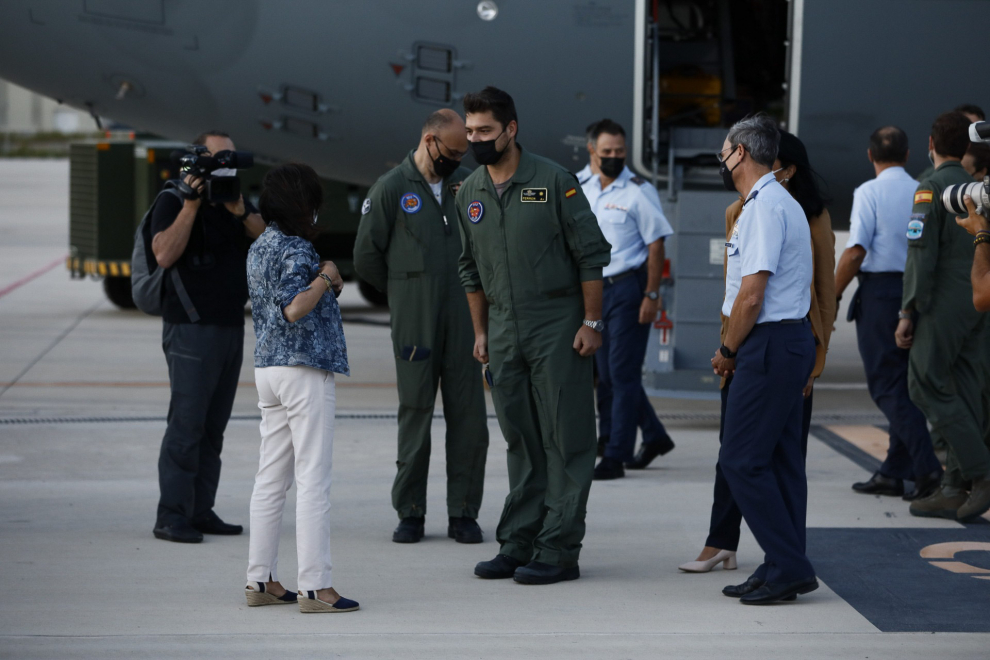 Fotos De Margarita Robles En La Recepci N A Los Militares Que Han