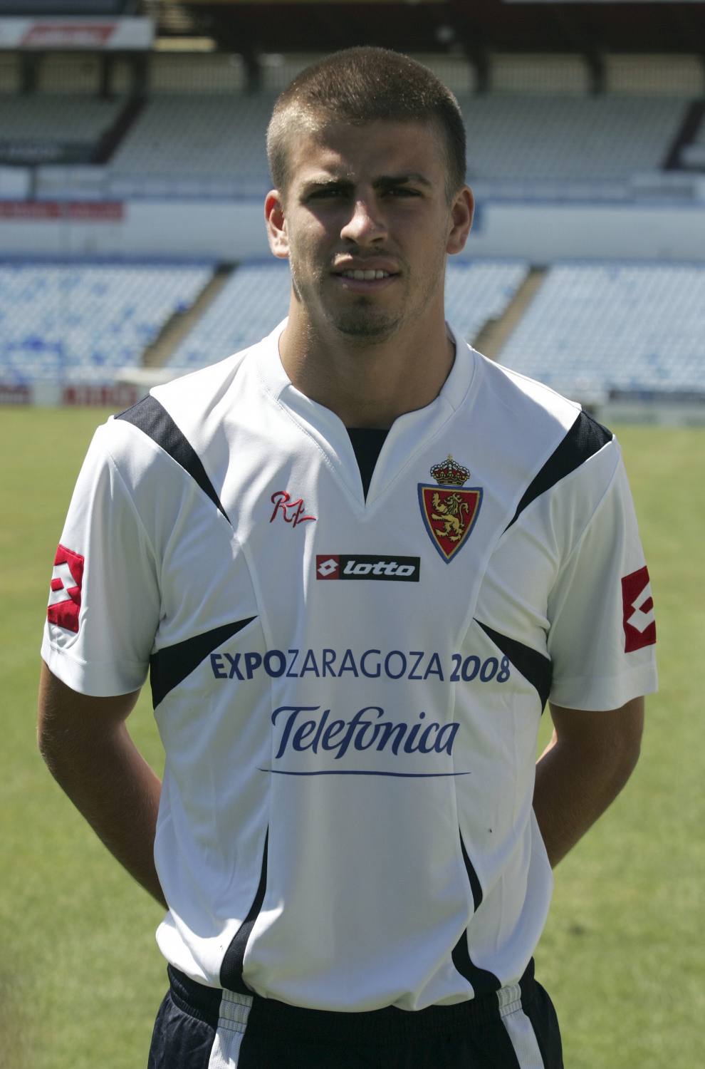 Fotos Del Paso De Gerard Piqu Por El Real Zaragoza