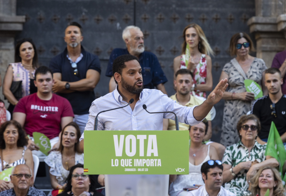 En Im Genes Santiago Abascal Vox En Un Mitin En Zaragoza Im Genes