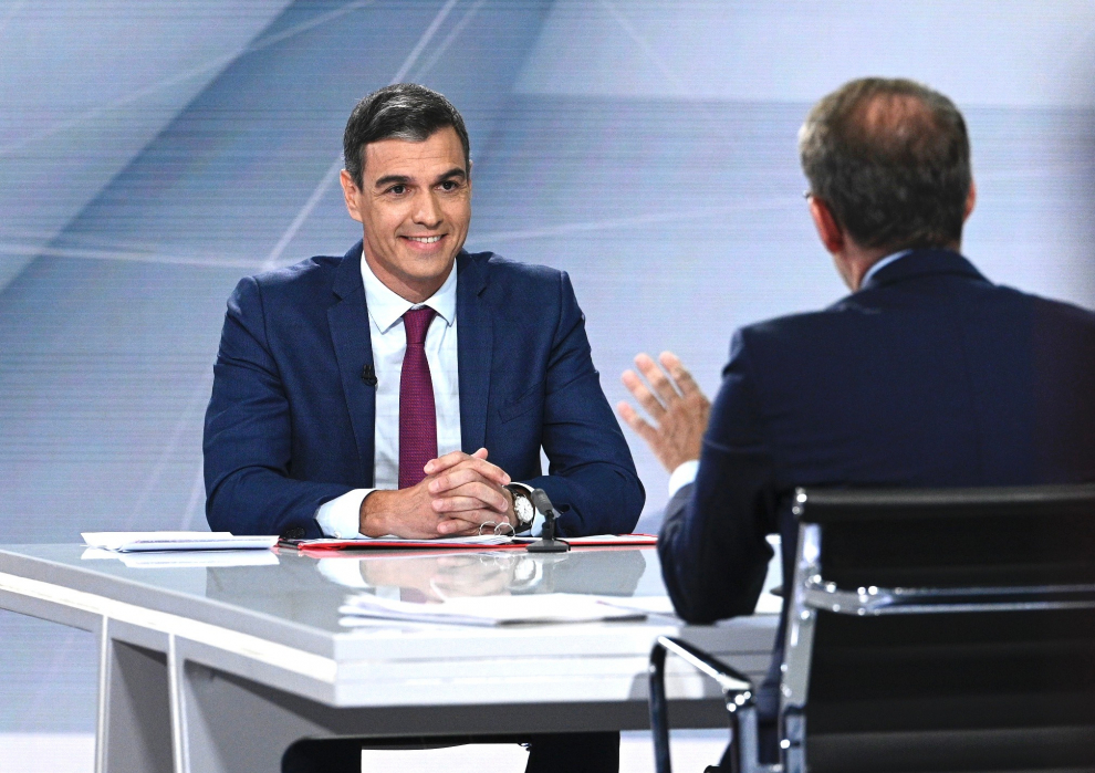 Debate electoral cara a cara entre Pedro Sánchez y Alberto Núñez