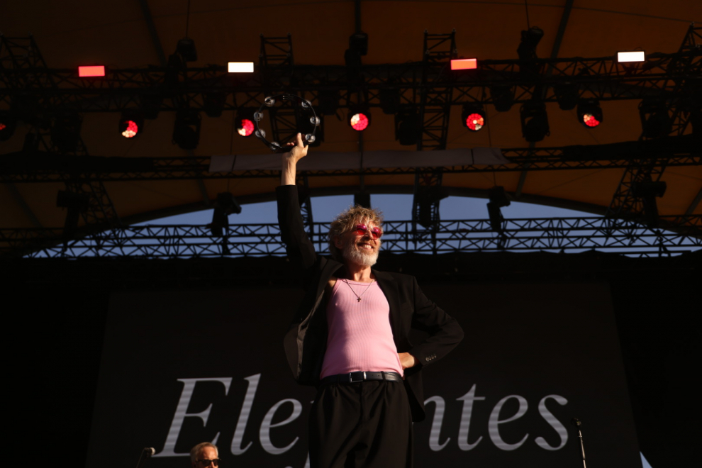 Fotos Vive Latino 2023 de Zaragoza concierto de Elefantes Imágenes