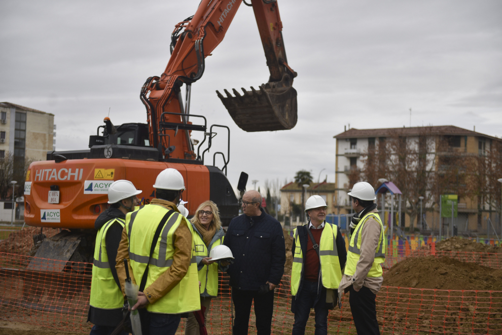 Fotos de la colocación de la primera piedra del nuevo centro de salud