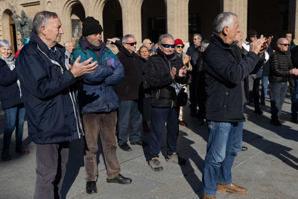 Protesta De Pensionistas Zaragozanos En La Plaza Del Pilar Im Genes