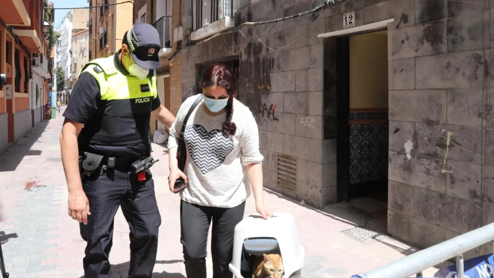 Desalojan A Los Vecinos De La Calle Zamoray De Zaragoza Tras