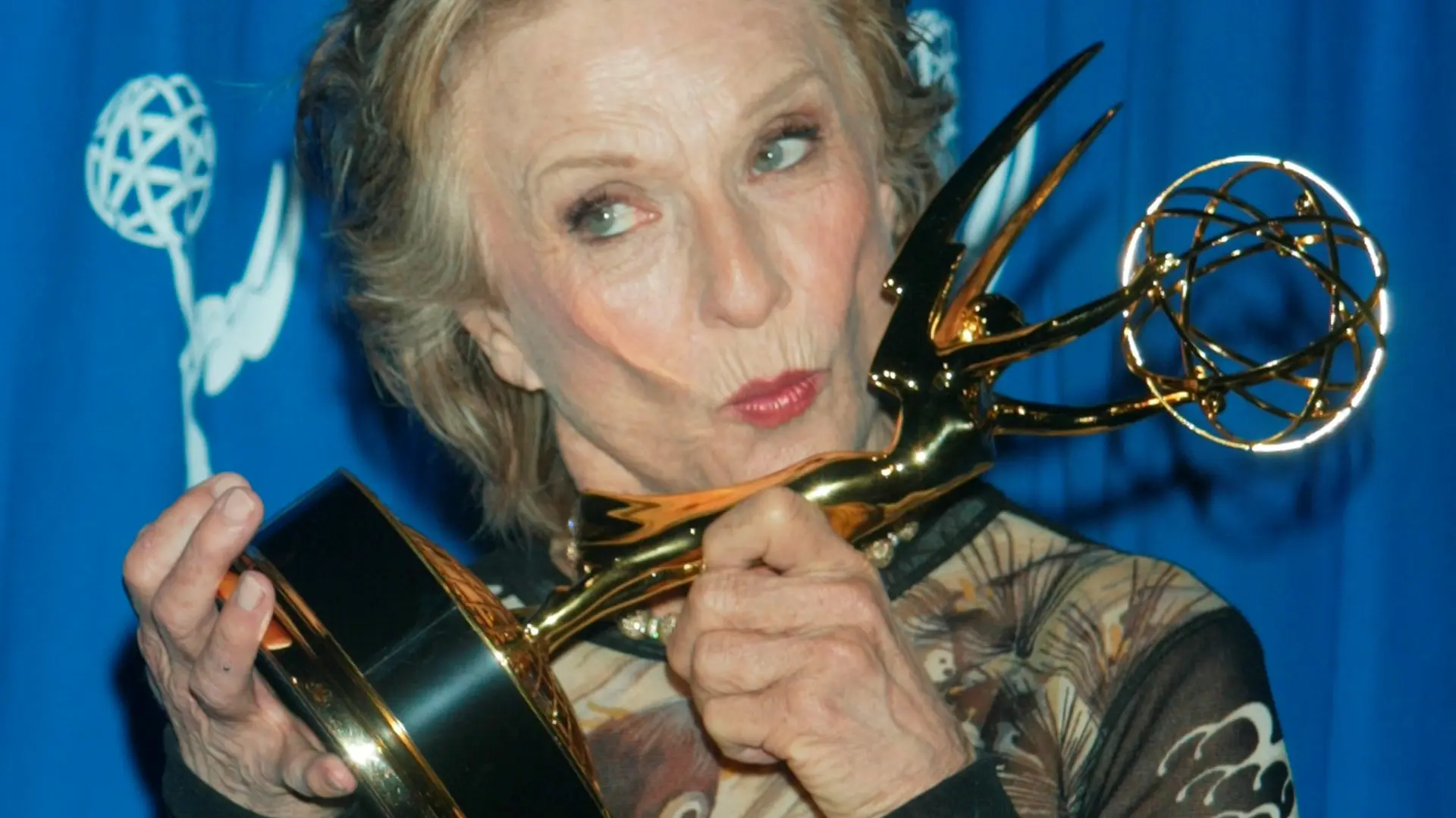 Muere Cloris Leachman Óscar por La última película y la abuela en