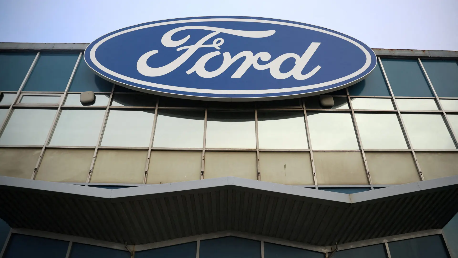 Ford despedirá a 3 800 empleados en Europa hasta 2025 principalmente