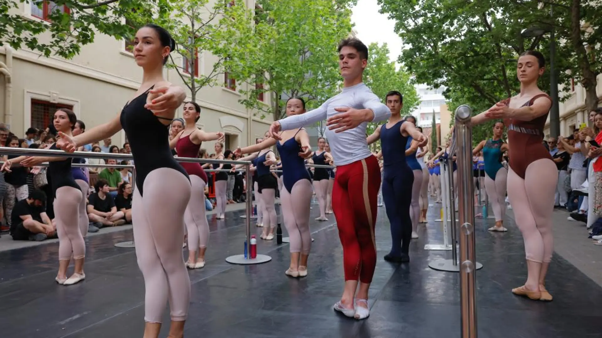 Zaragoza Celebra El D A Internacional De La Danza Con Ballet Y