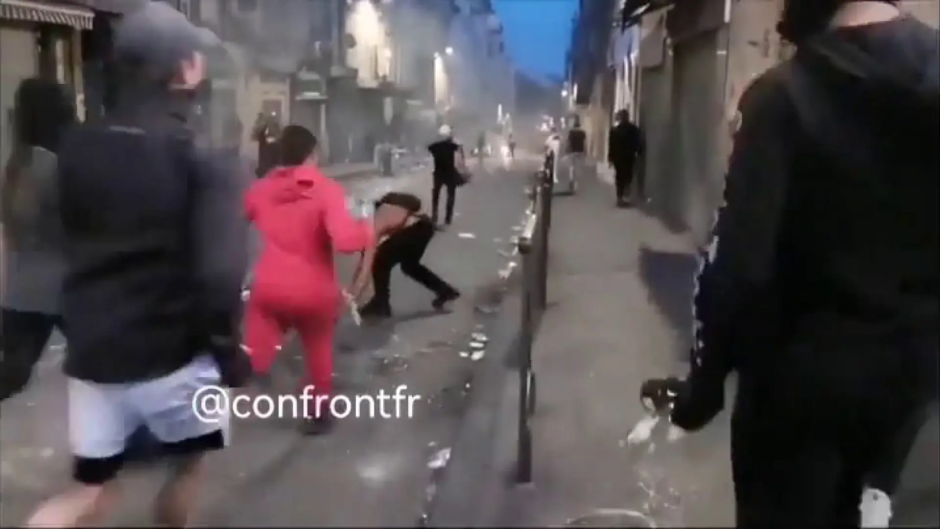 Video Cuarta Noche De Violentos Disturbios En Francia