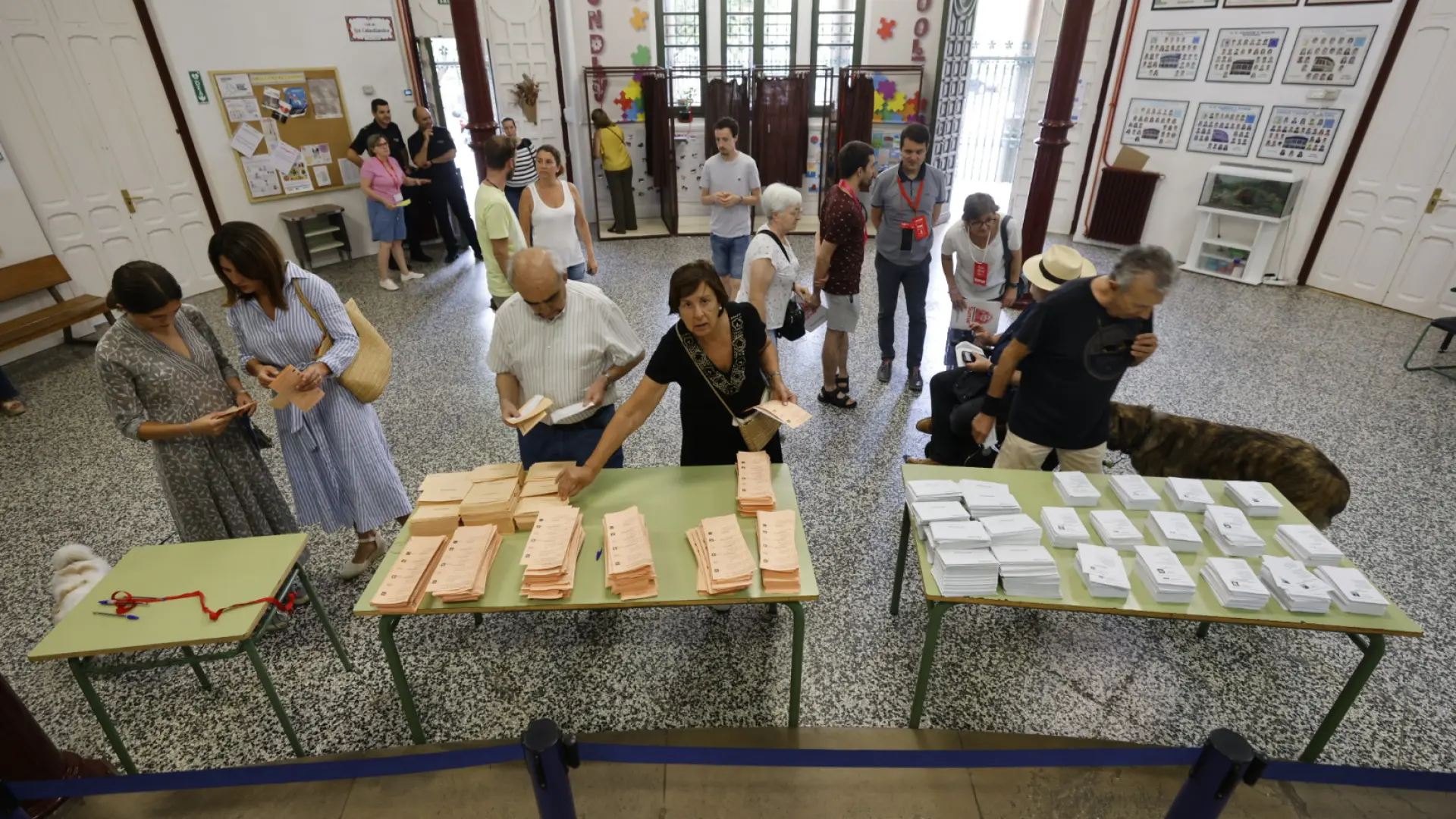 Absoluta Normalidad En El Inicio De La Jornada Electoral Con Todas