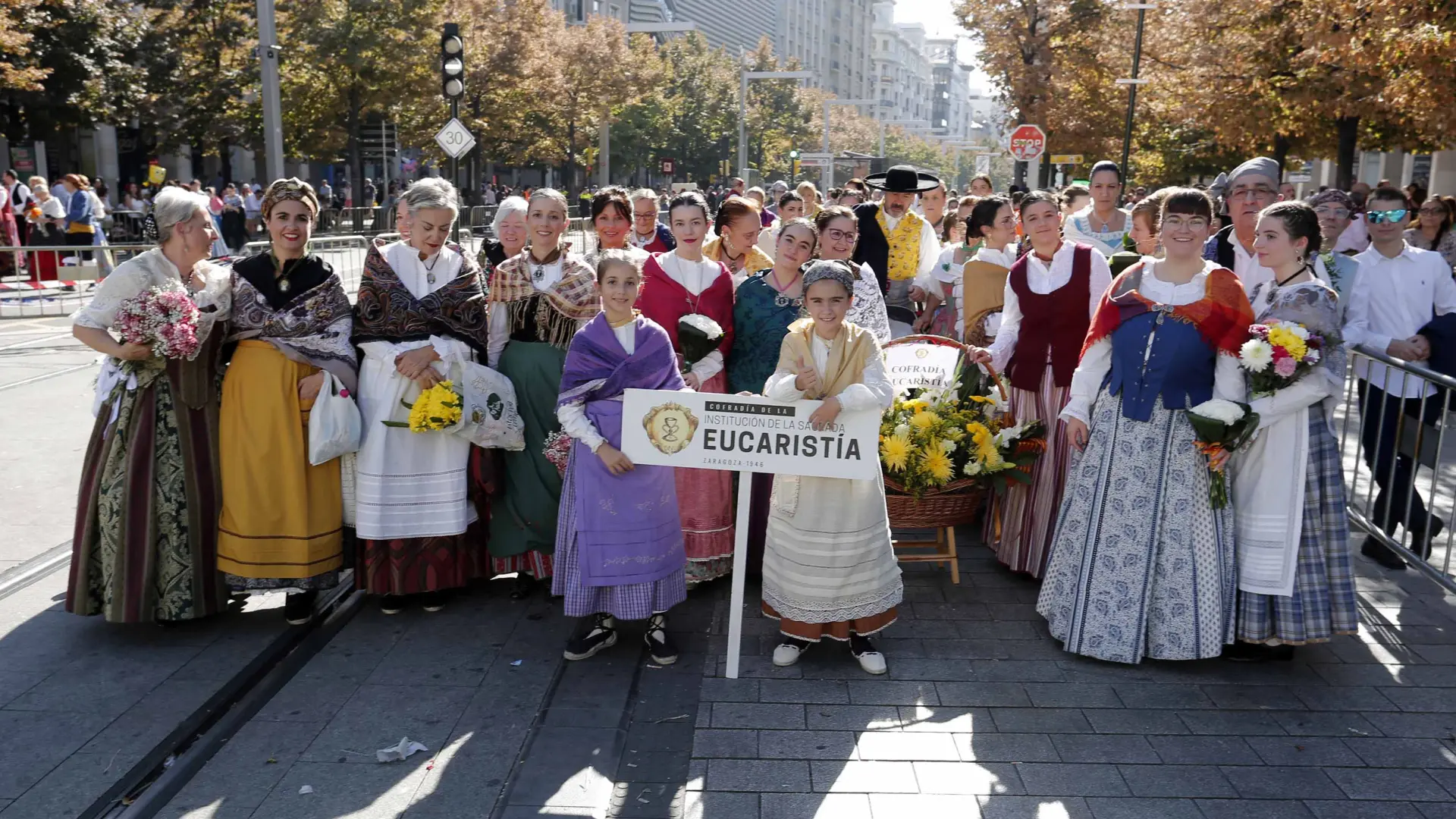 Fotos De Los Grupos De La Ofrenda De Flores 2023 A La Virgen Del Pilar