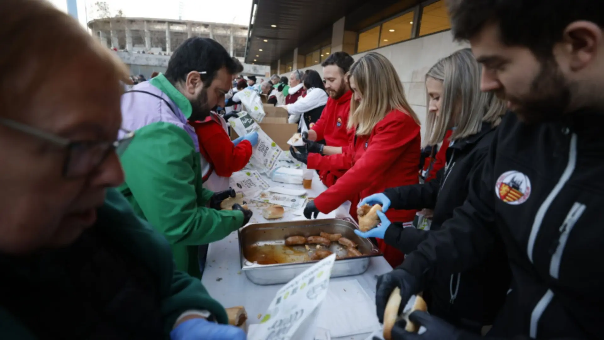 Programa de Jueves Lardero 2024 en Zaragoza dónde reparten longaniza