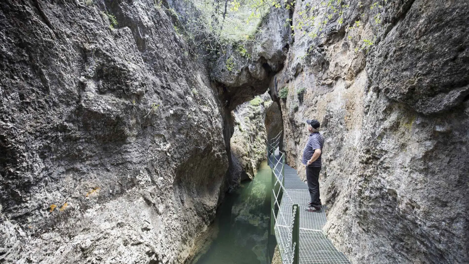 Fotos De La Ruta En Un Espectacular Barranco De Teruel Por Vertiginosas