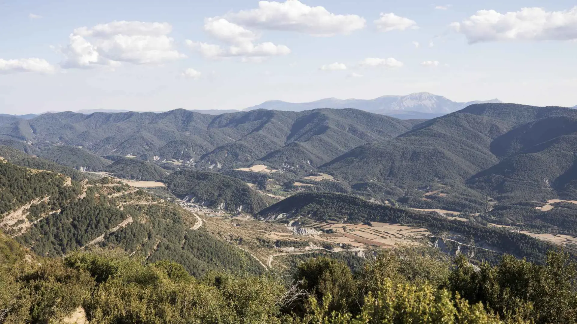 Fotos Del Pueblo Peque O De Huesca Con Habitantes Y Una Incre Ble