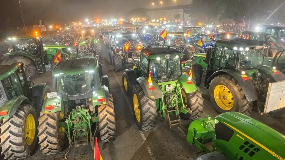 Agricultores Aragoneses Retoman Las Protestas Con El Bloqueo De Los