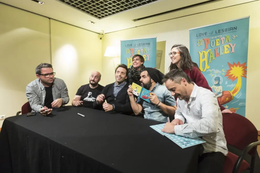 Love Of Lesbian Presentan Su Nuevo Disco En Zaragoza Im Genes