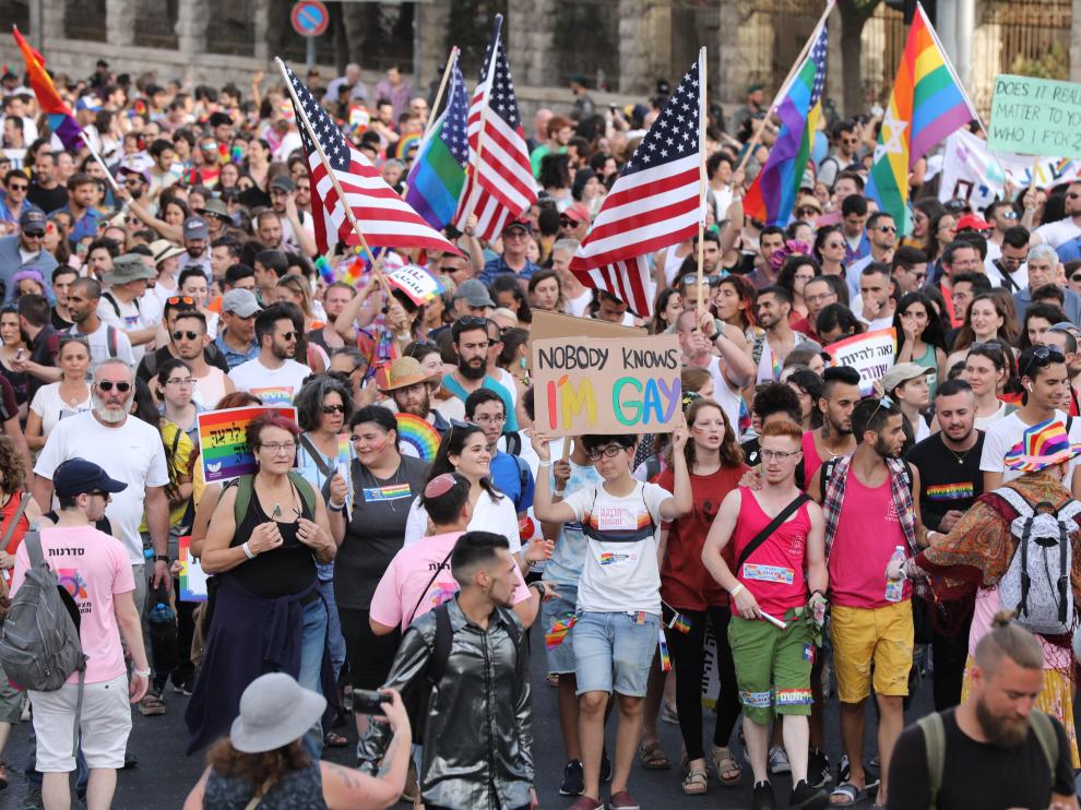 La marcha del Orgullo Gay desafía el conservadurismo de la Ciudad Santa