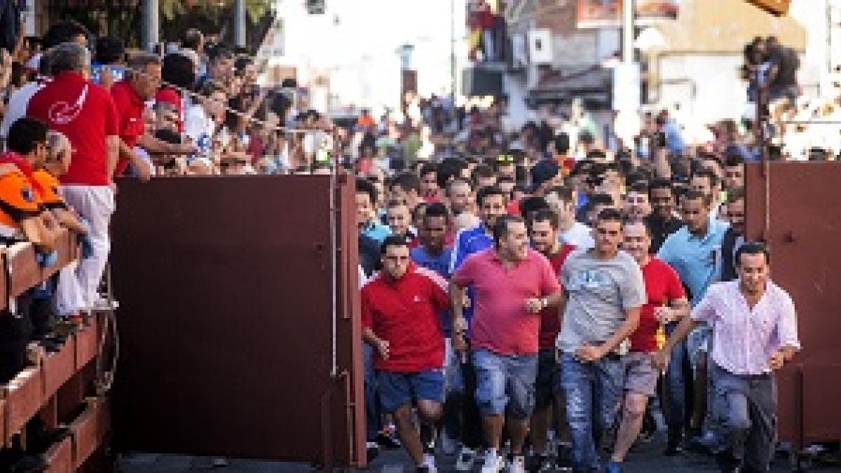 Cuatro Heridos Leves En El Primer Encierro De San Sebasti N De Los