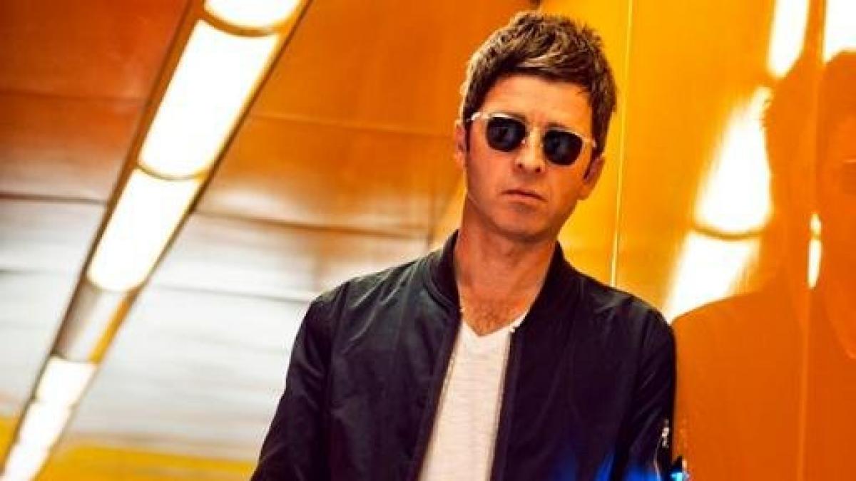 Cumple 50 años Noel Gallagher el hermano provocador de Oasis