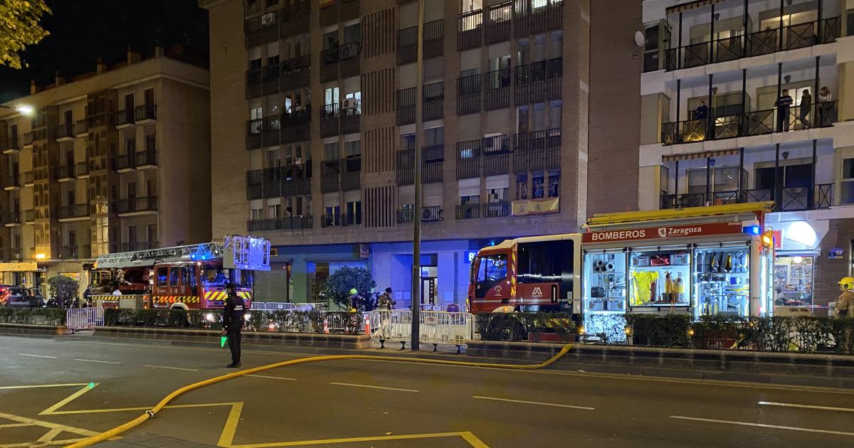 Susto en la avenida César Augusto de Zaragoza por un incendio