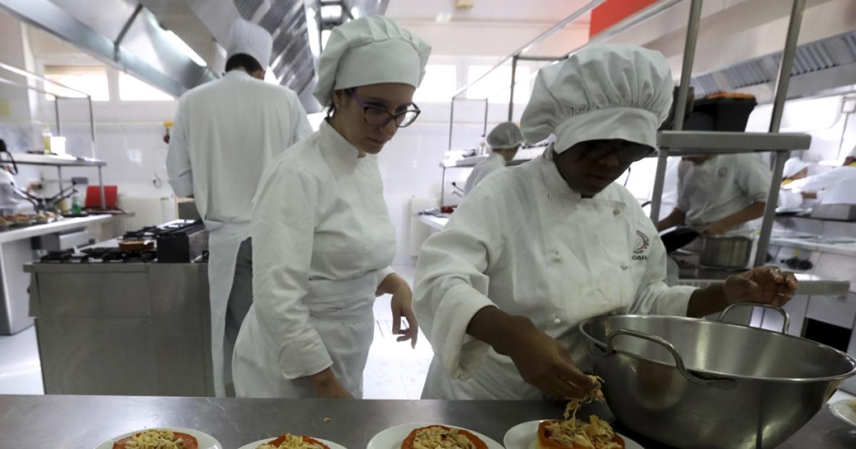 Aar N Melero En El Iii Certamen J Venes Promesas De La Cocina