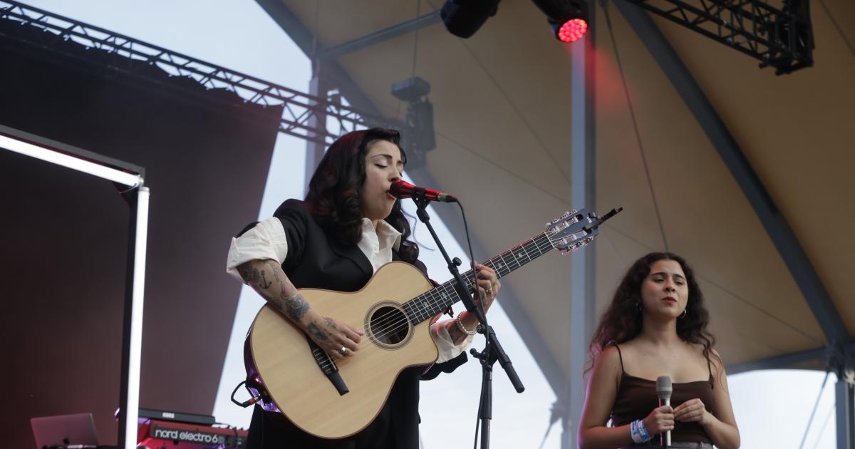 Fotos Del Concierto De Mon Laferte En El Vive Latino Zaragoza 2022