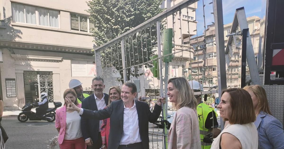 Vigo Comienza A Instalar Las Millones De Luces Led Que Iluminar N