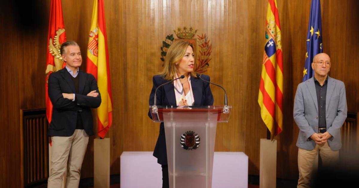 La Alcaldesa De Zaragoza Acusa Al Psoe De Torpedear La Nueva Romareda