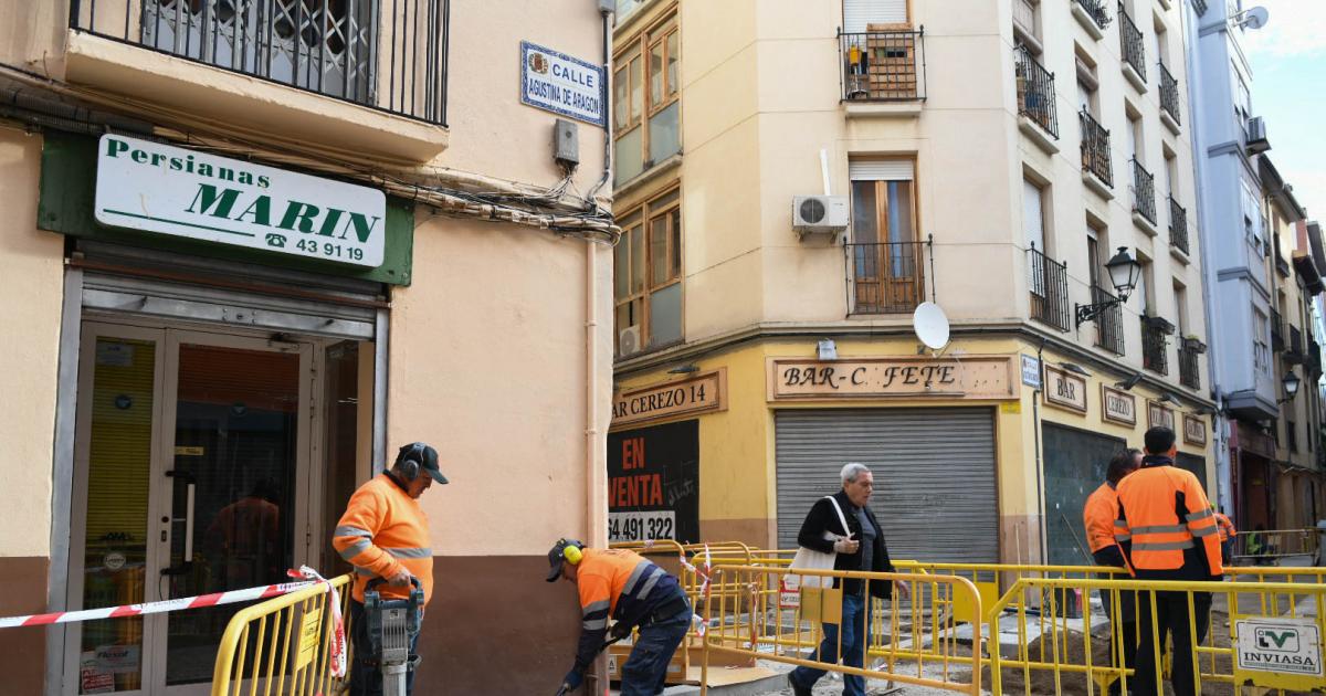 La regeneración de la calle de Pignatelli avanza con la renovación de