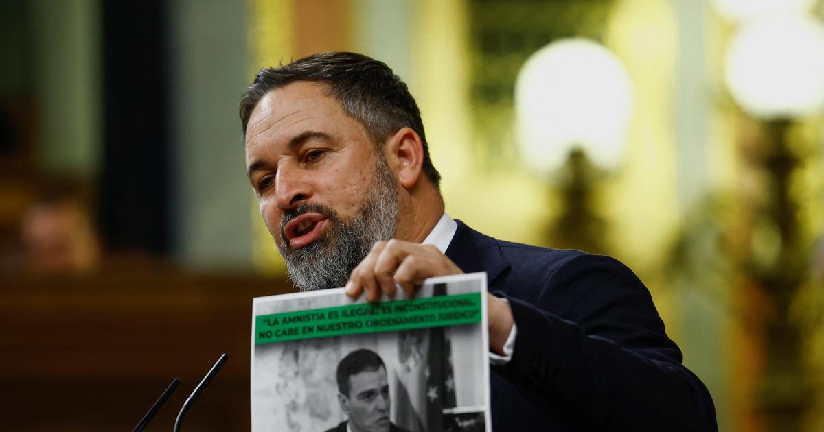 Abascal acusa a Sánchez de dar un golpe de Estado y de subvertir el