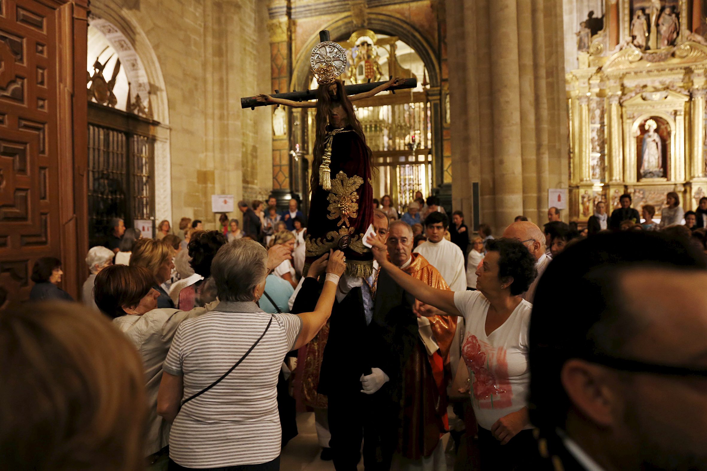 La catedral de Huesca sacará el día 18 al Santo Cristo de los Milagros