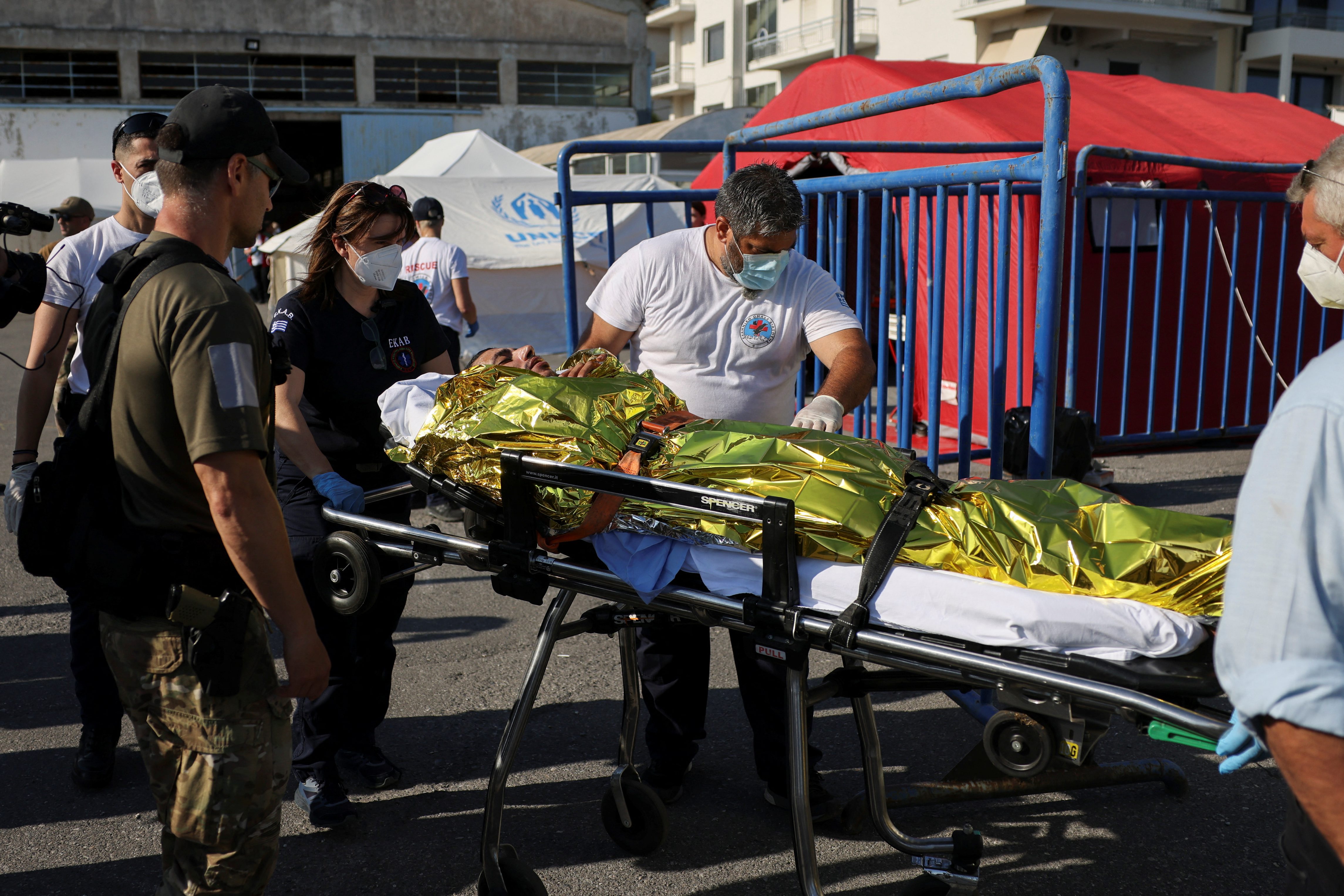 Nueva tragedia en el Mediterráneo cerca de 80 muertos y decenas de