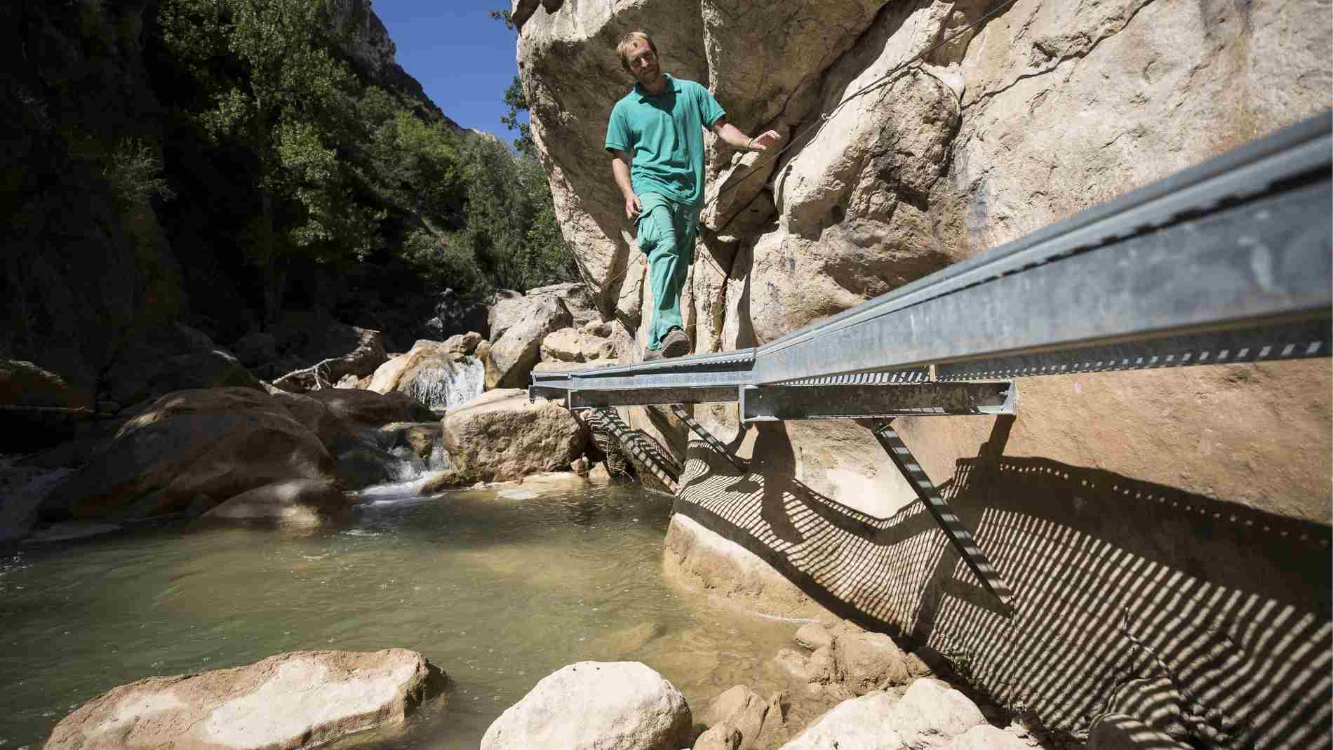 La Ruta Por Pasarelas Entre Ca Ones Y Riberas En Teruel Un Sendero