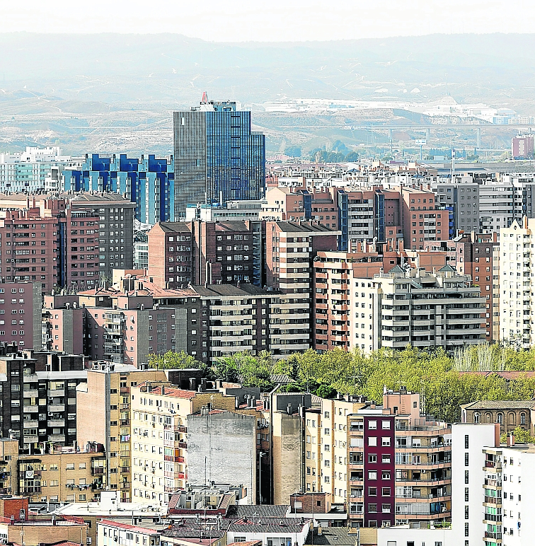 Más de un tercio de los jóvenes aragoneses vive con sus padres al no