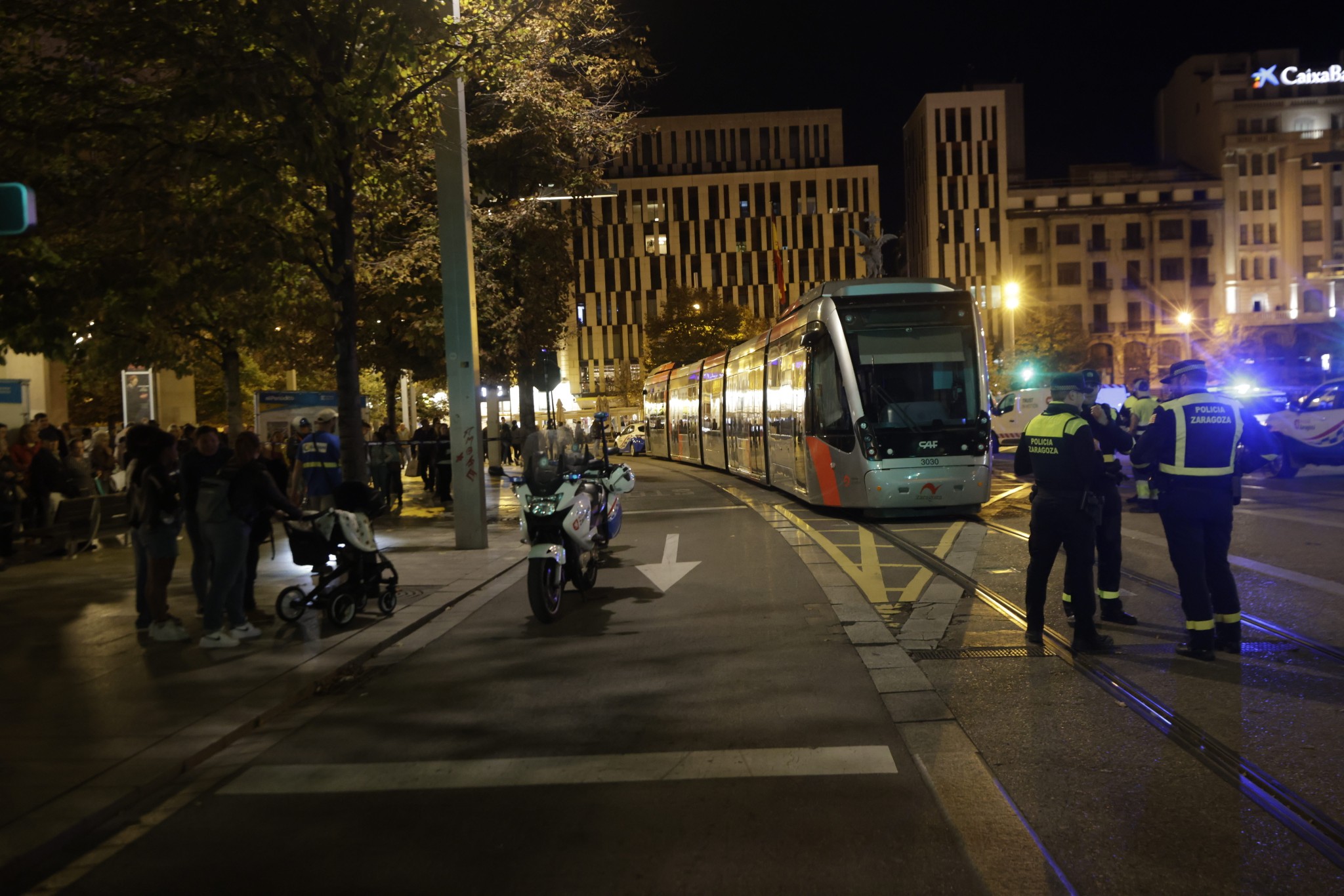 Una Peat N Herida En La Plaza De Espa A Tras Ser Arrollada Por Una Bici