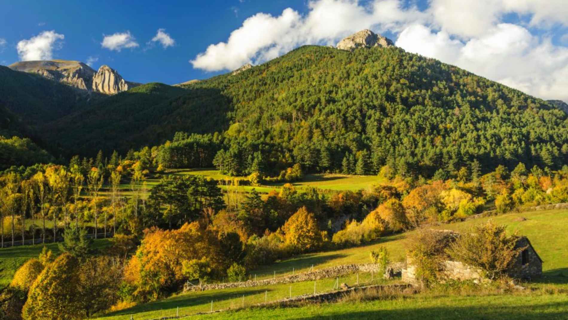 El pueblo pequeño de Huesca con 120 habitantes en un desconocido valle