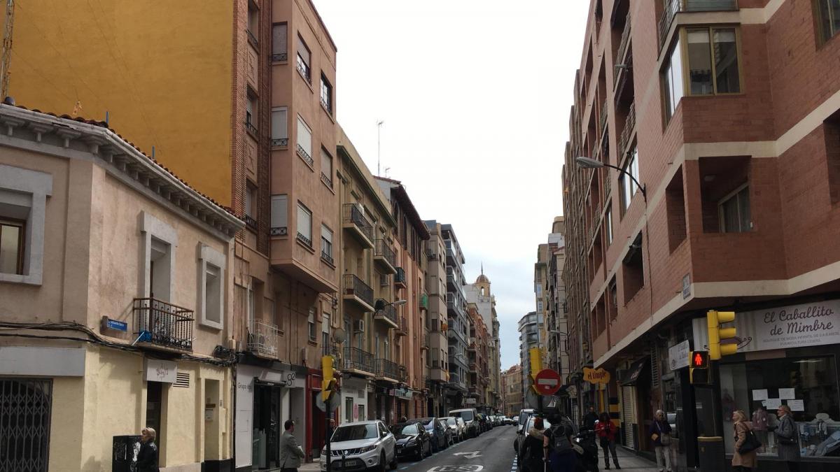 Vecinos Y Comerciantes De Eduardo Dato De Zaragoza Esta Calle Se Esta Volviendo Intransitable