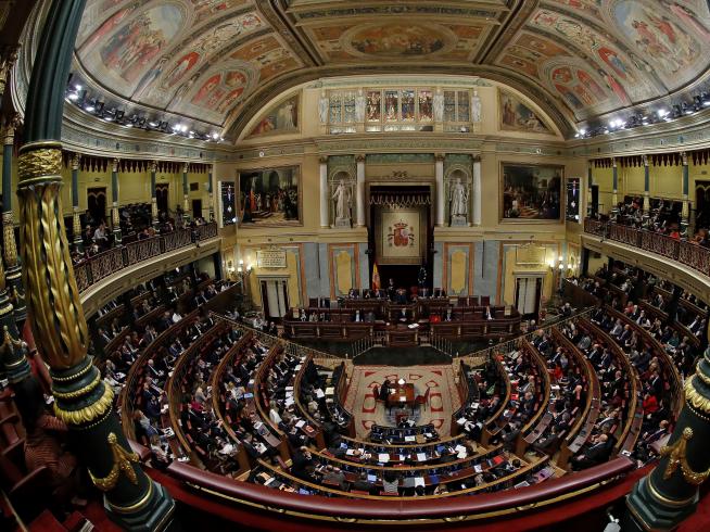 ERC pide en el Congreso retirar todos los honores a Franco y sus  colaboradores
