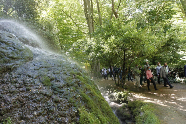 El presidente del Gobierno, Javier Lambán, ha visitado este miércoles el Monasterio de Piedra