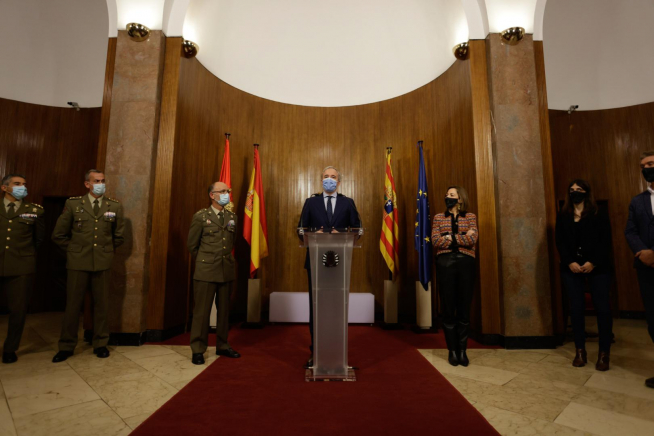 El alcalde de Zaragoza, Jorge Azcón, y el delegado de Defensa, Conrado Molina, han presentado el acuerdo.