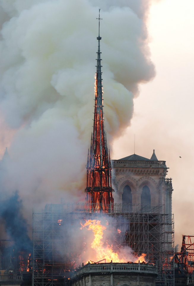 Imágenes del incendio en la catedral de Notre Dame de París