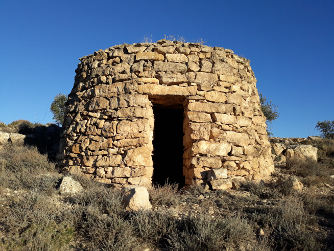 Casas de piedra seca en La Muela