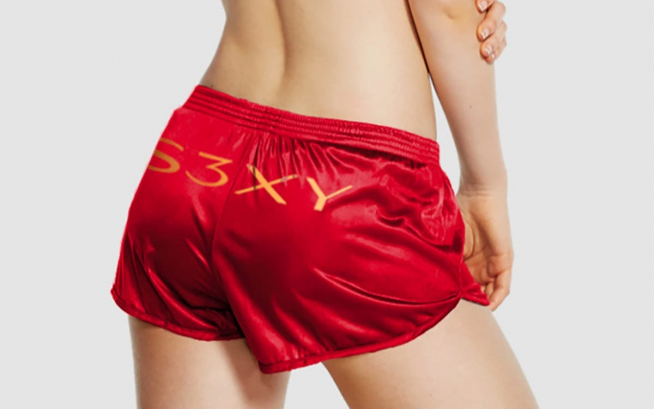Tesla comercializó en verano unos pantalones cortos a un precio de 69,420 dólares