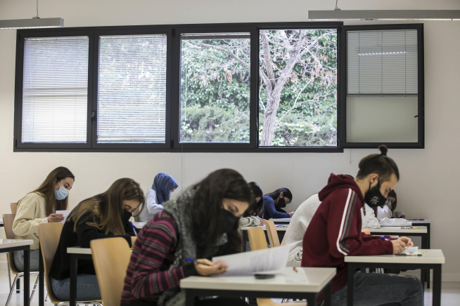 Examen en la Facultad de Educación, este martes