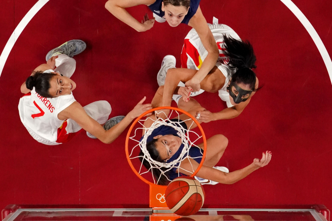 Basketball - Women - Group A - Spain v Serbia