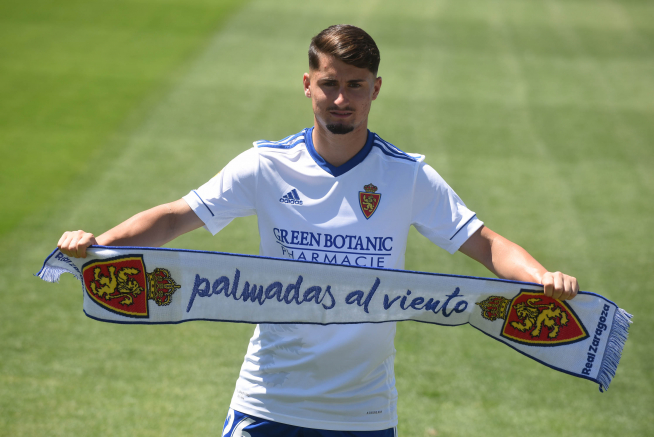 Presentación de Borja Sainz como nuevo jugador del Real Zaragoza.