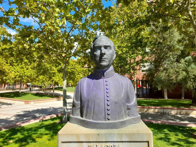 Busto de Sanz Briz