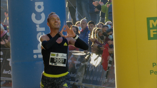 Toni Abadía, a su llegada a la meta de la 10K.